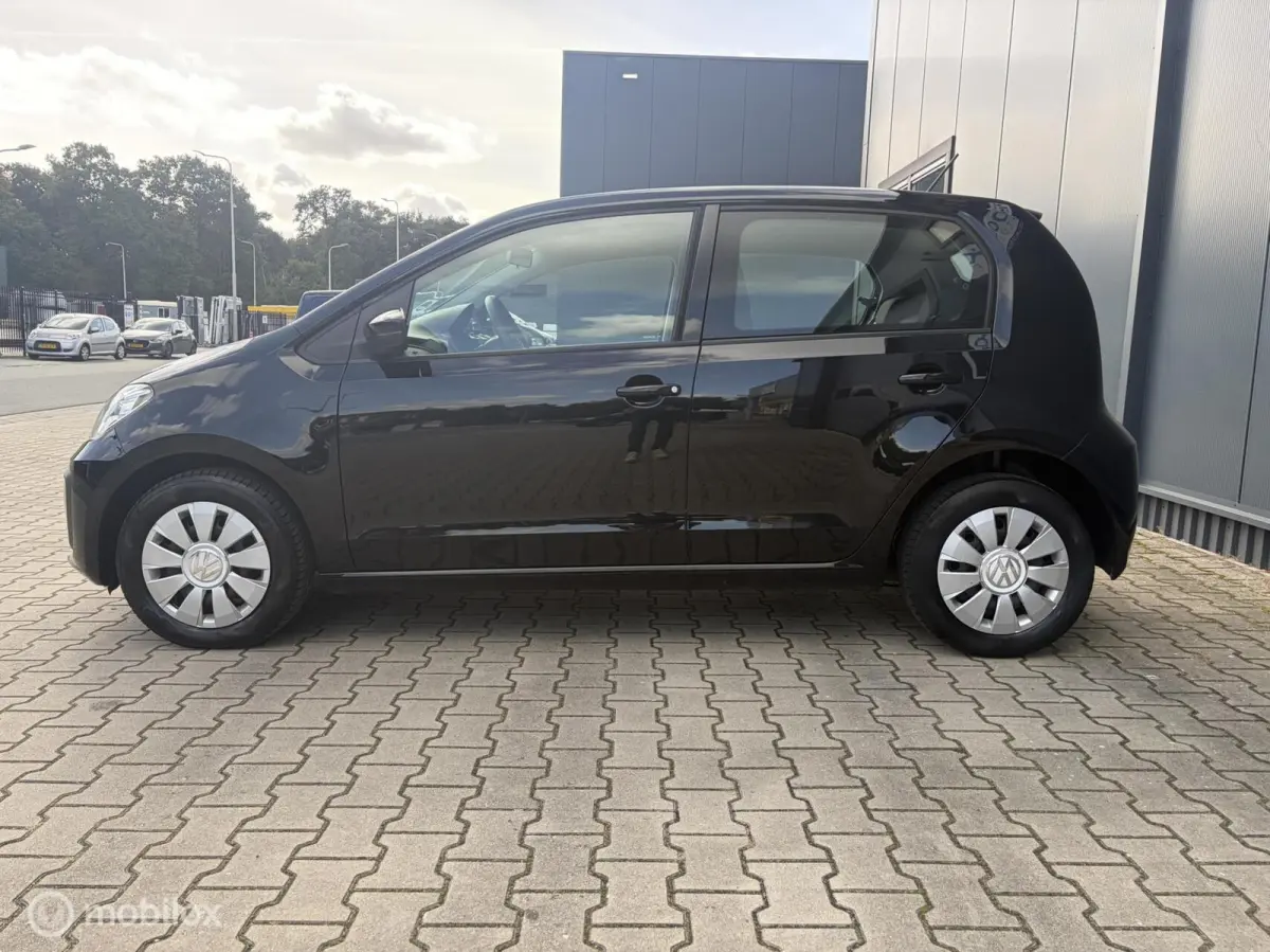 Up! 1.0 BMT move up! 5Drs Airco Navi Bluetooth
