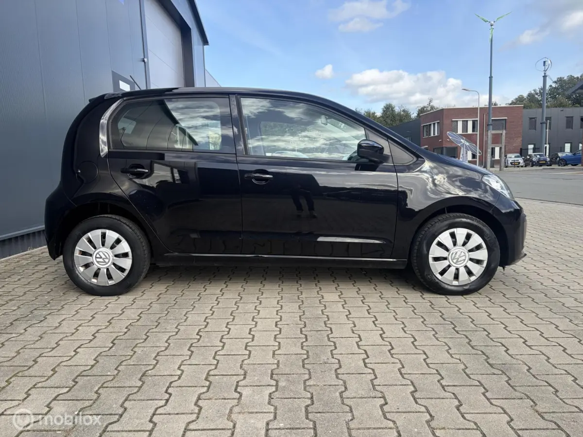 Up! 1.0 BMT move up! 5Drs Airco Navi Bluetooth