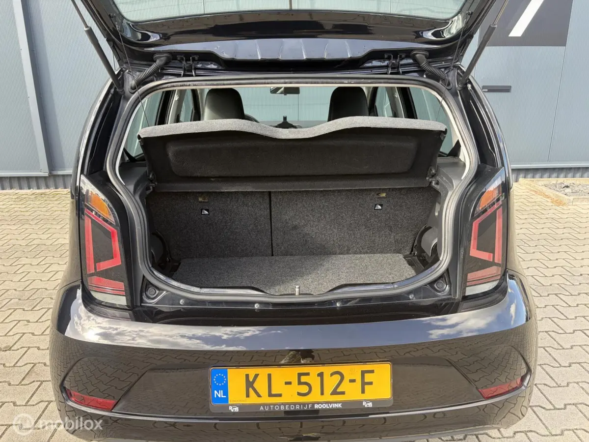 Up! 1.0 BMT move up! 5Drs Airco Navi Bluetooth