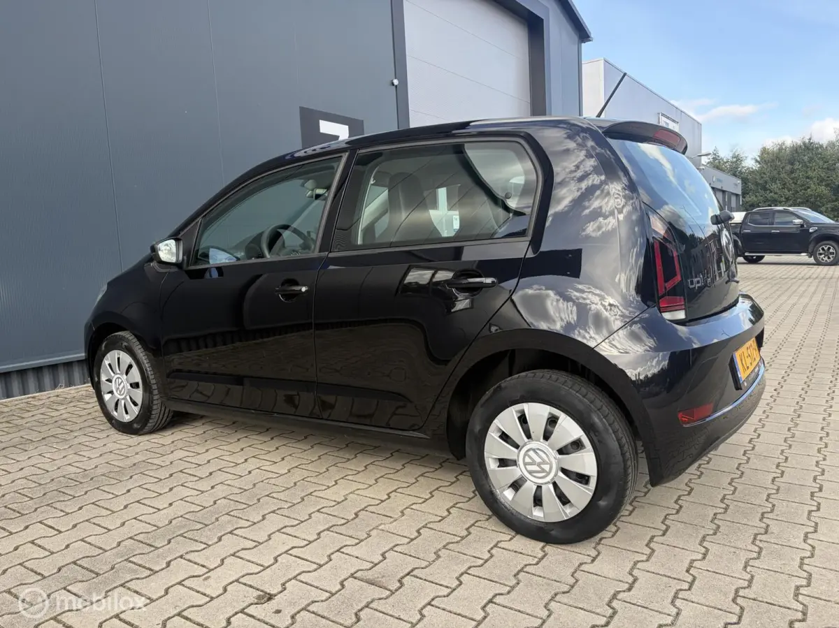 Up! 1.0 BMT move up! 5Drs Airco Navi Bluetooth