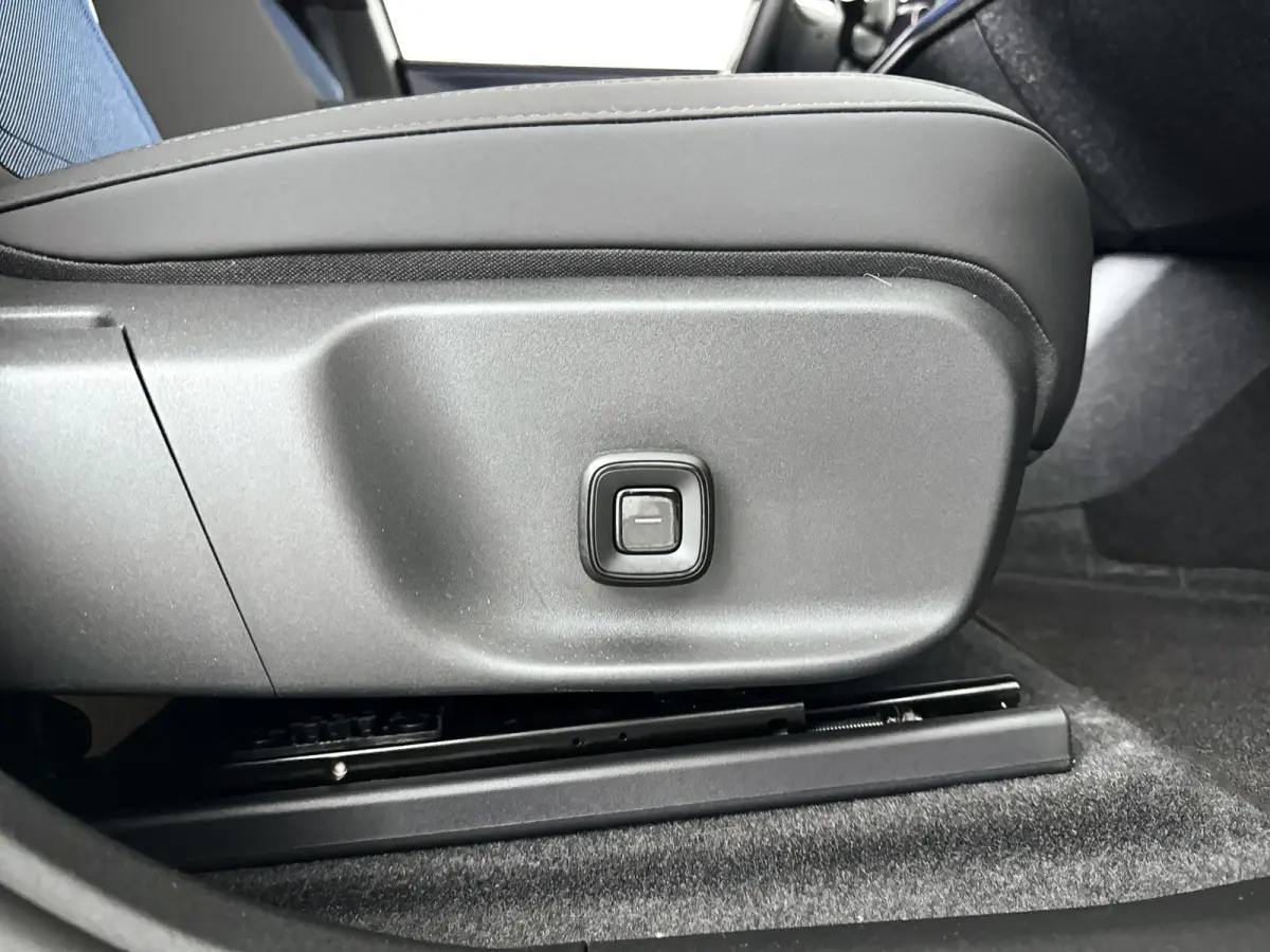 Single Motor Extended Range Plus 69 kWh | SOH 100% | Parkeercamera | Harman Kardon | Stoel- en stuurverwarming | Elektrische stoelen