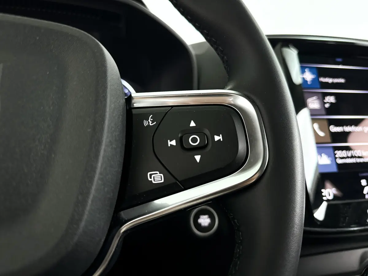 T2 Momentum Business | Parkeercamera | Cruise control