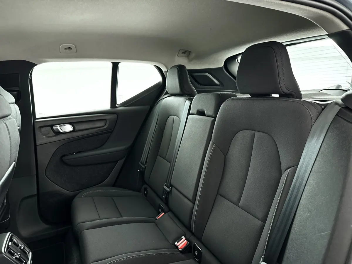 T2 Momentum Business | Parkeercamera | Cruise control