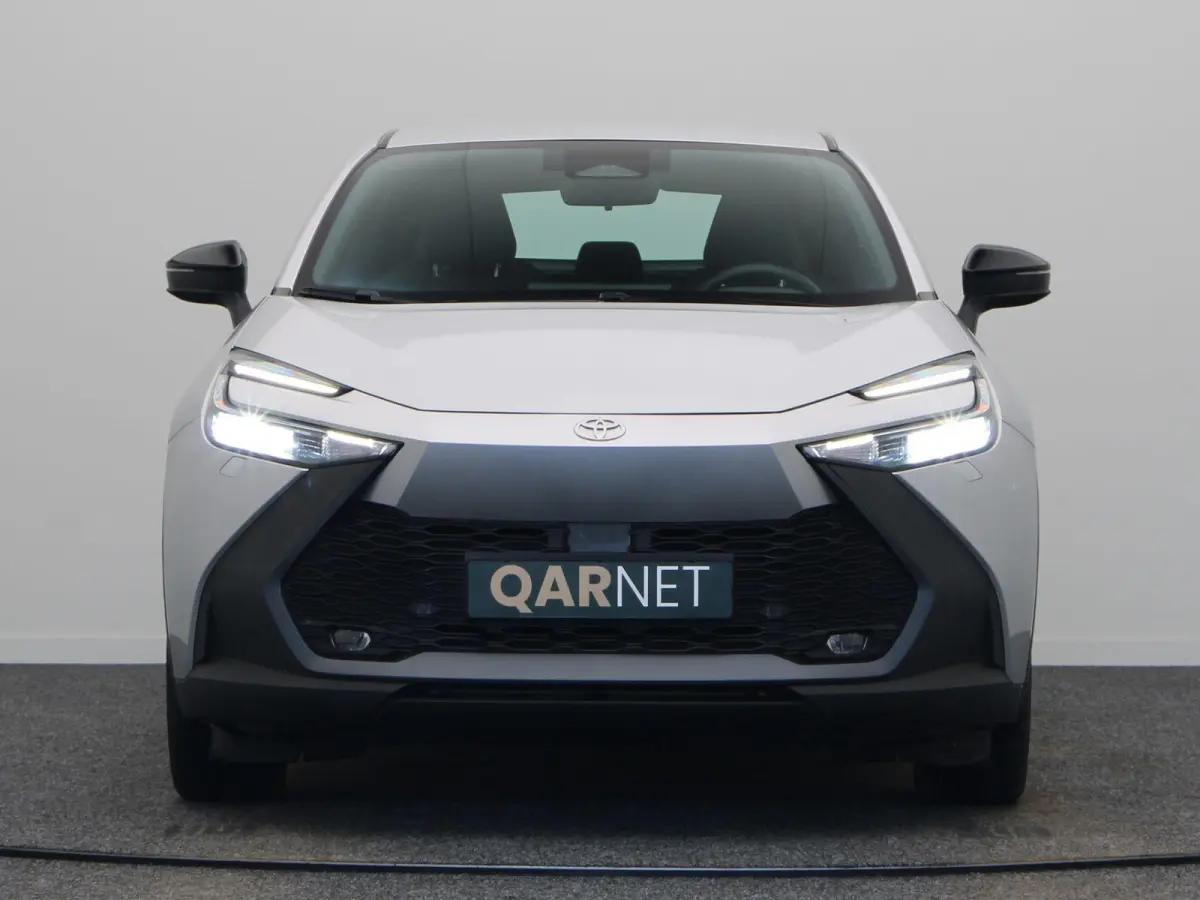 1.8 Hybrid 140 Active | Stoel- en stuurwielverwarming | Voorruitverwarming | Achteruitrijcamera | Dodehoek |