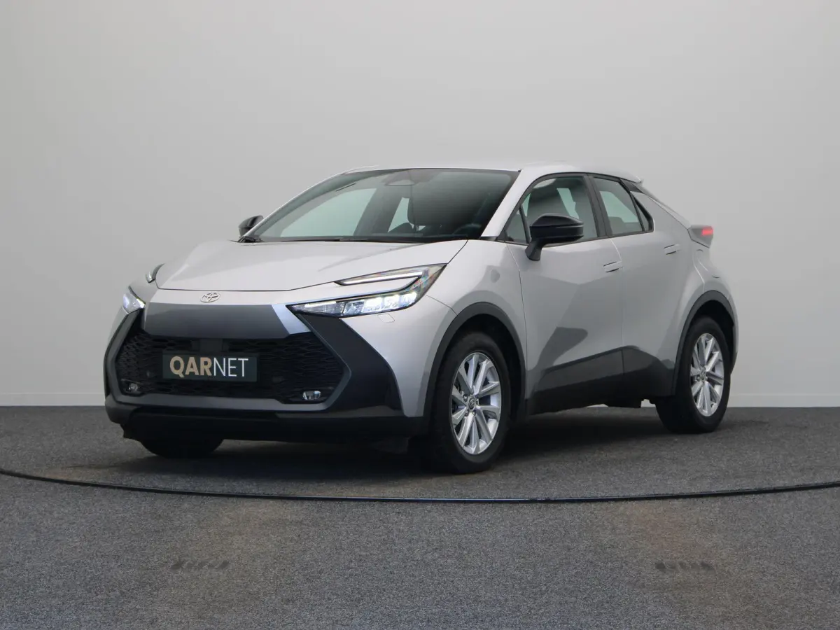 1.8 Hybrid 140 Active | Stoel- en stuurwielverwarming | Voorruitverwarming | Achteruitrijcamera | Dodehoek |