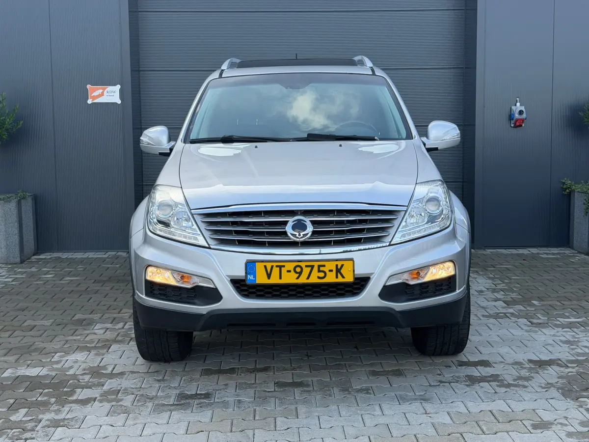 RX 220 e-XDI Sapphire HD | Grijs kenteken | Trekhaak 3500KG | Leder | schuifdak | Memory | Camera | zeer netjes