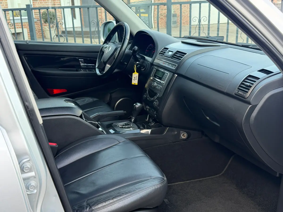 RX 220 e-XDI Sapphire HD | Grijs kenteken | Trekhaak 3500KG | Leder | schuifdak | Memory | Camera | zeer netjes