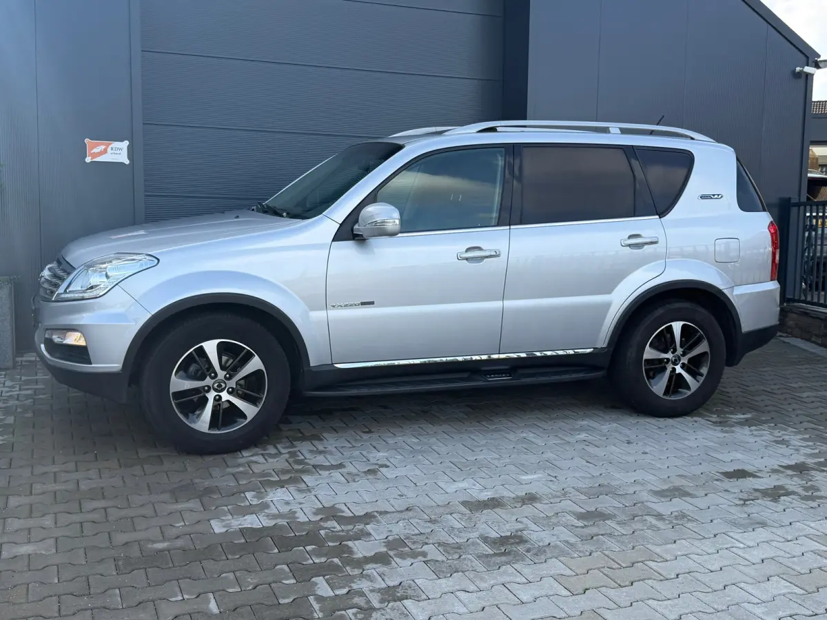 RX 220 e-XDI Sapphire HD | Grijs kenteken | Trekhaak 3500KG | Leder | schuifdak | Memory | Camera | zeer netjes
