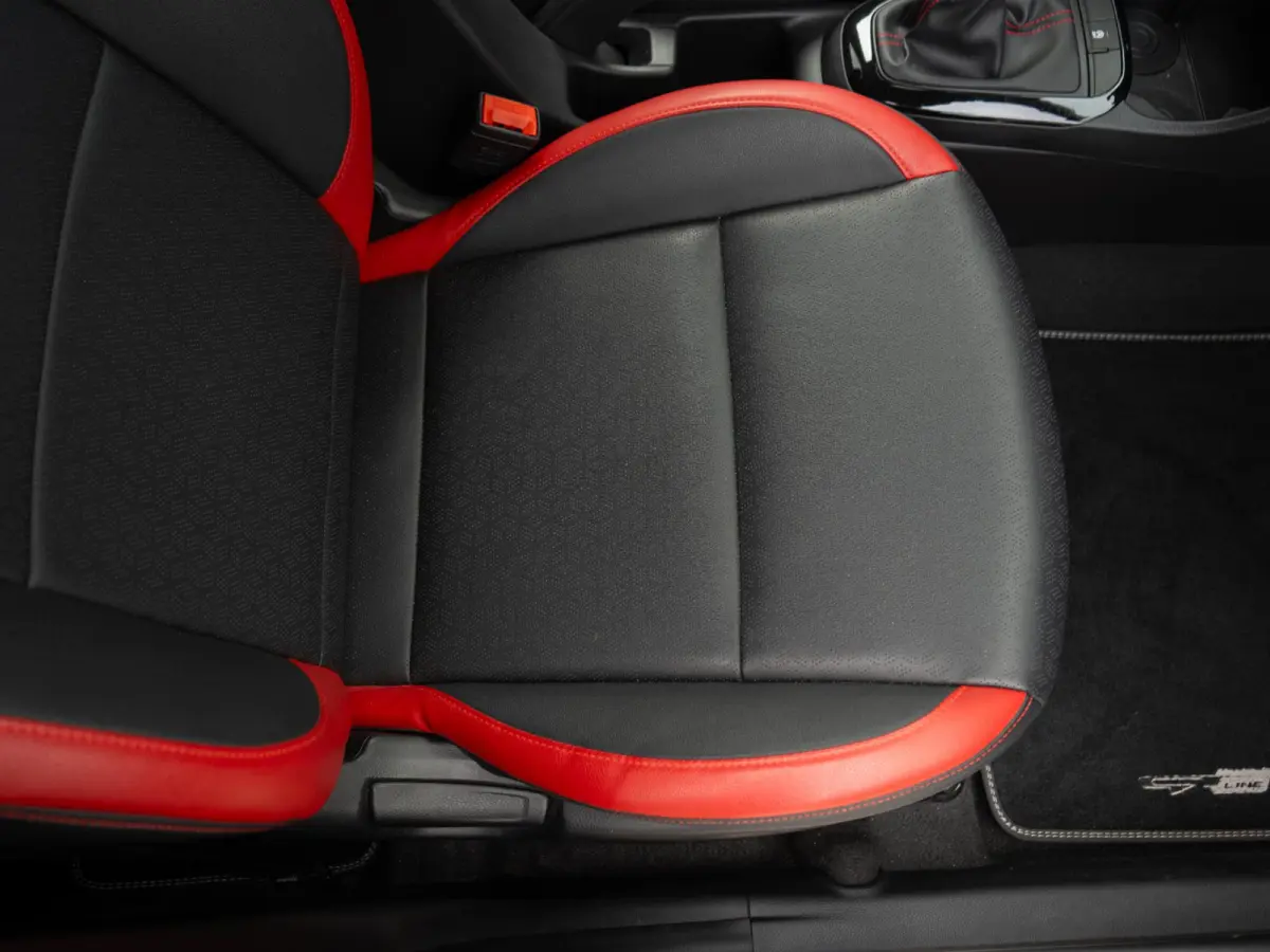1.0 DPi GT-Line | Automaat |Trekhaak | Navigatie | Climate Control |