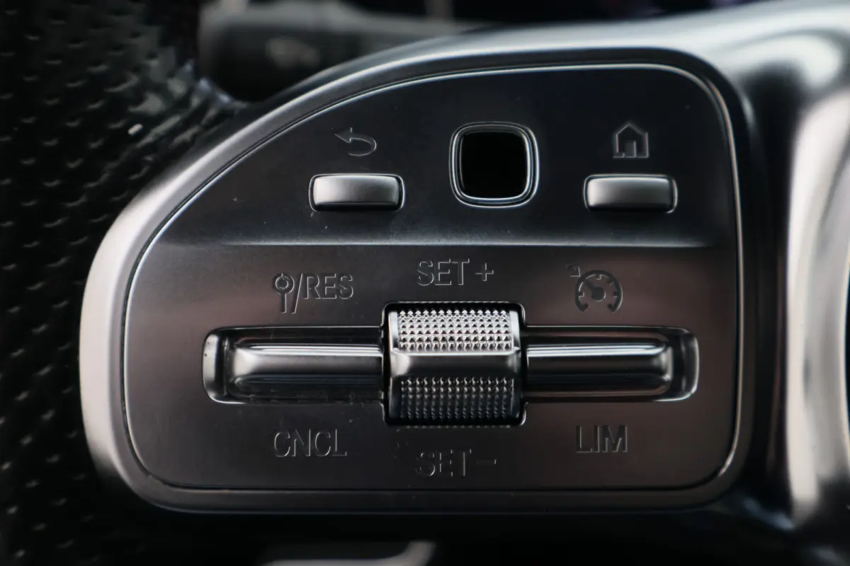 160 Business Solution AMG Virtual Cockpit, Camera, Cruise, Stoelverwarming, Apple Carplay, PDC, Trekhaak, 18''