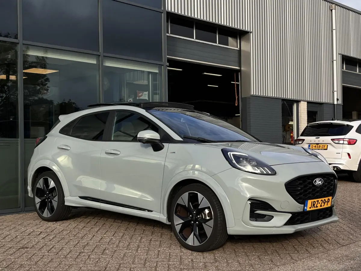 1.0 EcoBoost ST-Line X 155PK Automaat Afn. Trekhaak Panodak Winterpack Adaptieve Cruise 19" Velgen Camera B&O Keyless Matrix-LED Climate Privacy Glass *Full-Options*