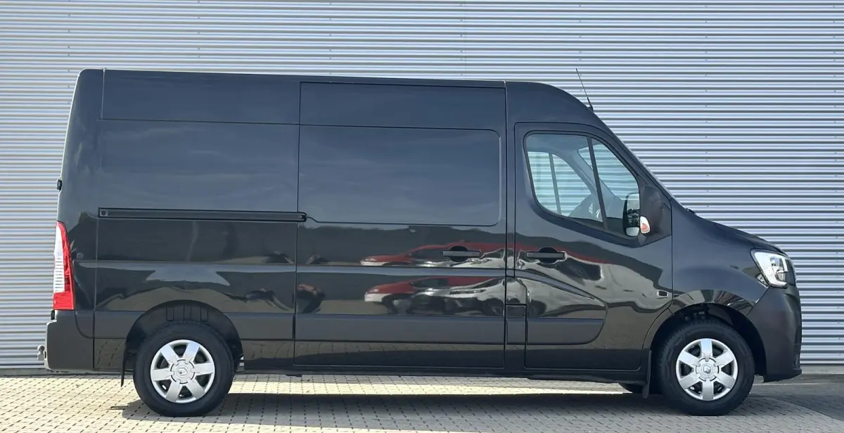 T35 2.3 dCi 135 L2H2 Airco|Trekhaak|Cruise LED NAVI