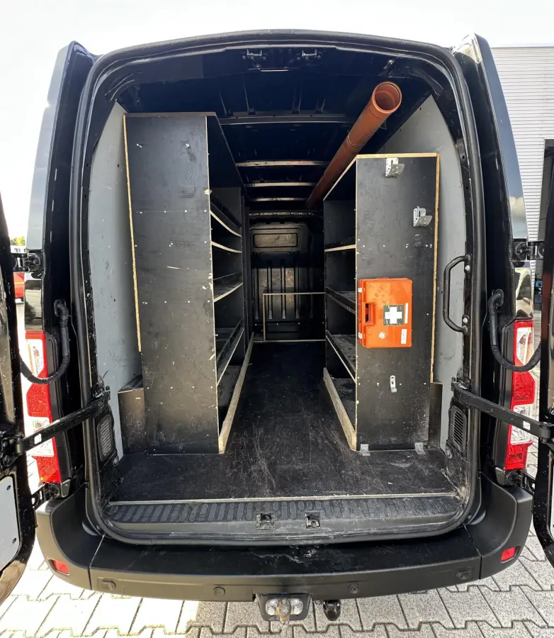 T35 2.3 dCi 135 L2H2 Airco|Trekhaak|Cruise LED NAVI