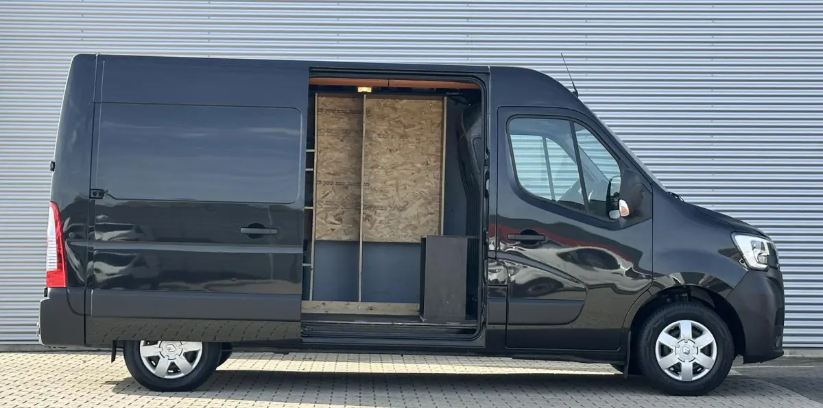 T35 2.3 dCi 135 L2H2 Airco|Trekhaak|Cruise LED NAVI