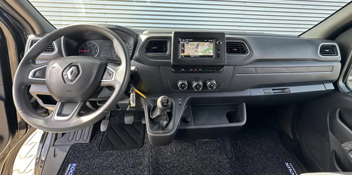 T35 2.3 dCi 135 L2H2 Airco|Trekhaak|Cruise LED NAVI