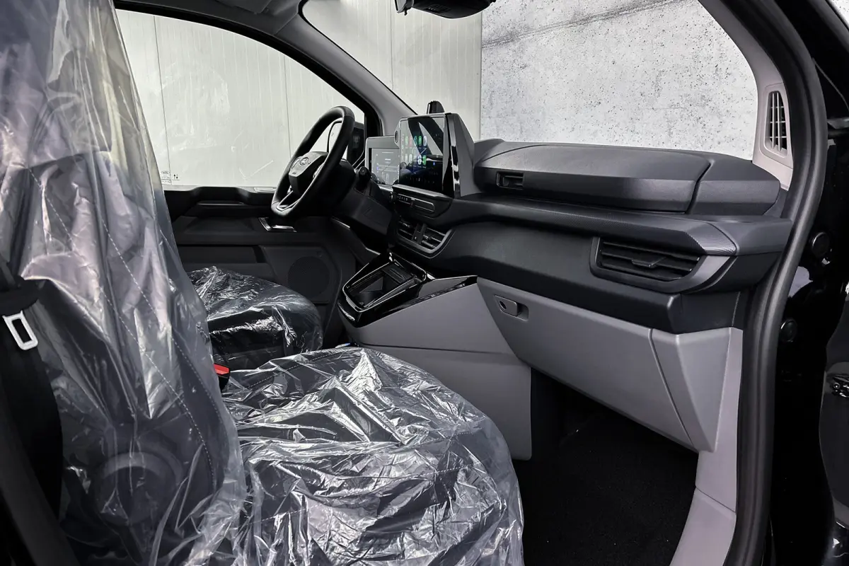 340 L2 Limited 71 kWh | Dubbel cabine | 2x schuifdeur | Driver assist pack premium