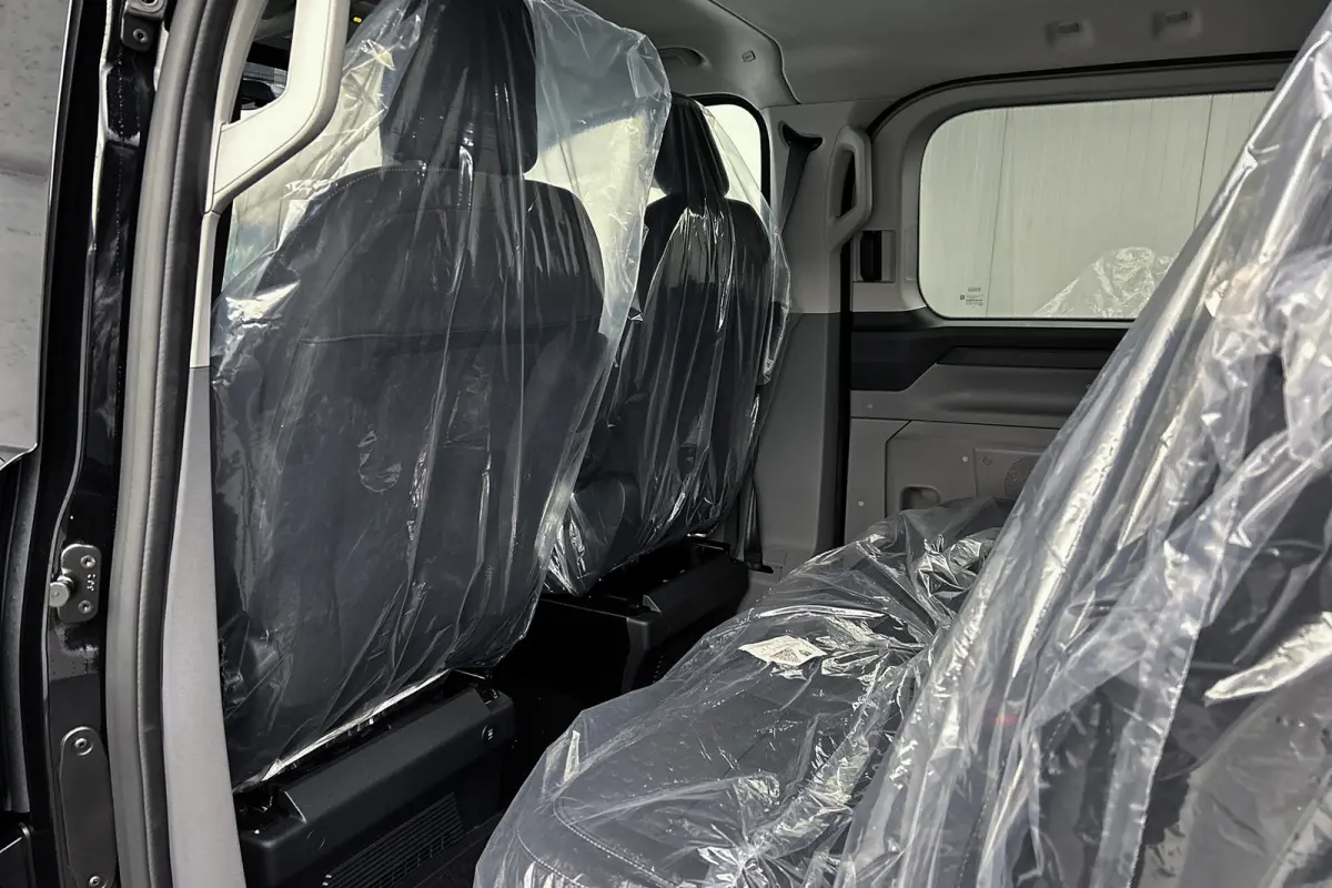 340 L2 Limited 71 kWh | Dubbel cabine | 2x schuifdeur | Driver assist pack premium
