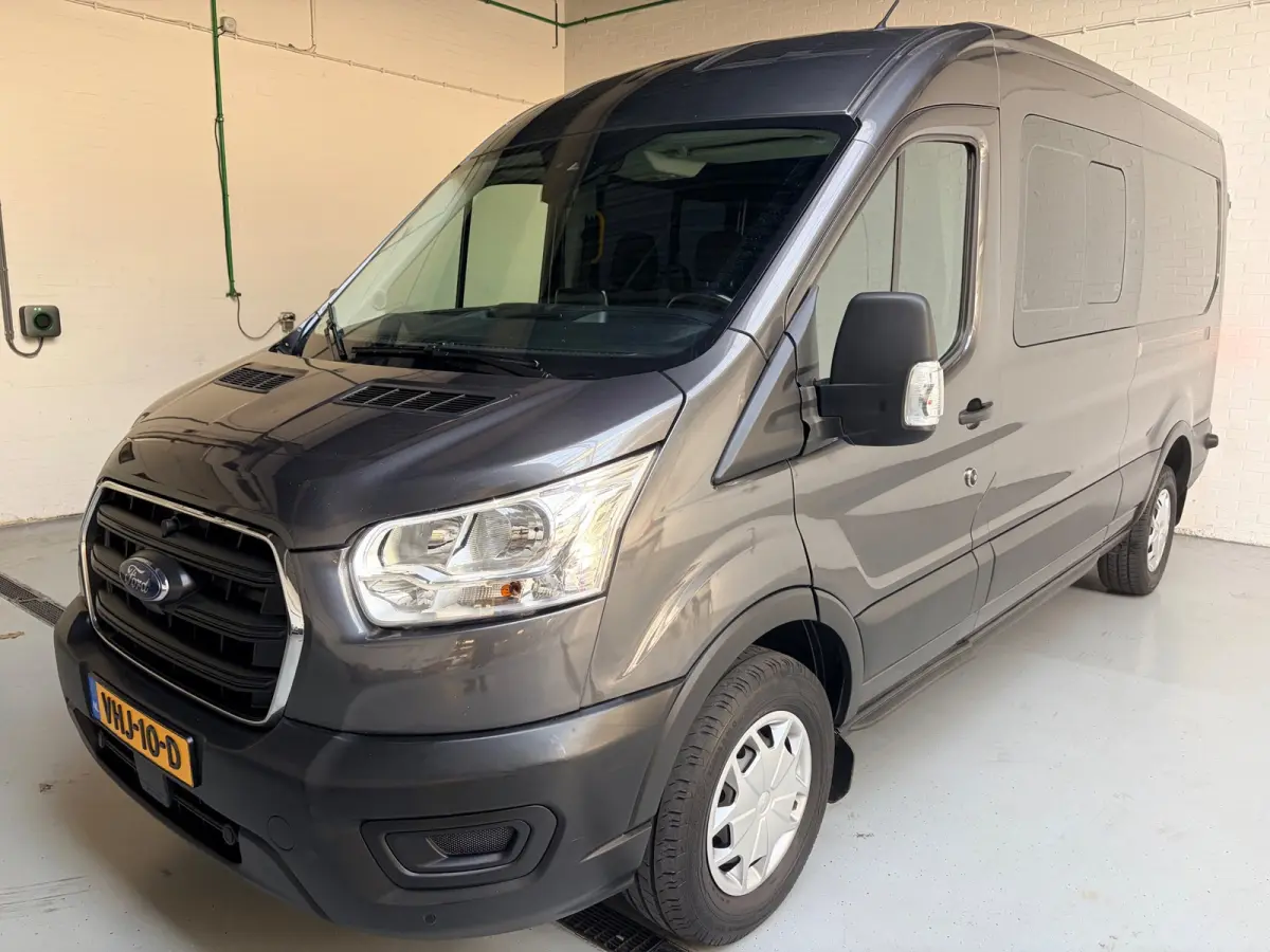 Dubbel Cabine 350 2.0 TDCI 170PK euro6 L3H2 Trend RWD, 6Persoons, Airco, Trekhaak 2800KG, Metallic lak, Nieuwe APK