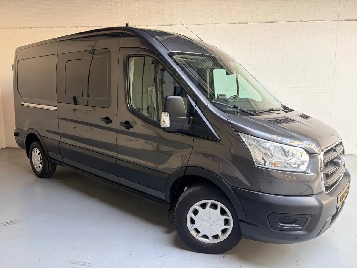 Dubbel Cabine 350 2.0 TDCI 170PK euro6 L3H2 Trend RWD, 6Persoons, Airco, Trekhaak 2800KG, Metallic lak, Nieuwe APK