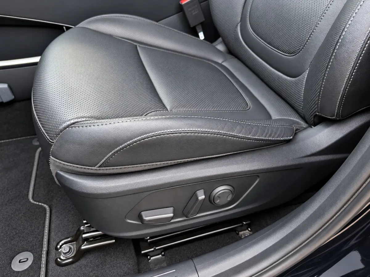 1.6 T-GDI PHEV Premium 4WD | Apple Carplay/Android | Cruise control ad |  Led | Verwarmde stoelen