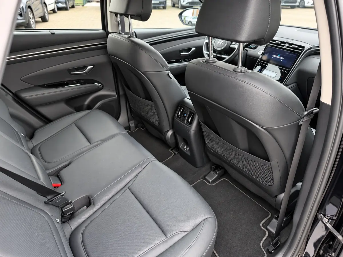 1.6 T-GDI PHEV Premium 4WD | Apple Carplay/Android | Cruise control ad |  Led | Verwarmde stoelen