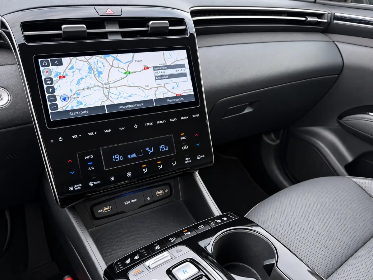1.6 T-GDI PHEV Premium 4WD | Apple Carplay/Android | Cruise control ad |  Led | Verwarmde stoelen