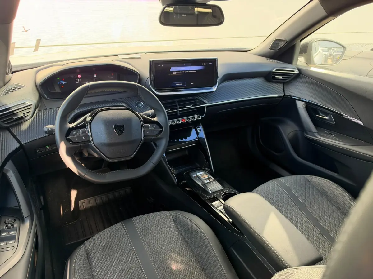 1.2 Hybrid 145 Allure | Navigatie | Adaptieve Cruise Control | Camera | Apple Carplay/Android Auto