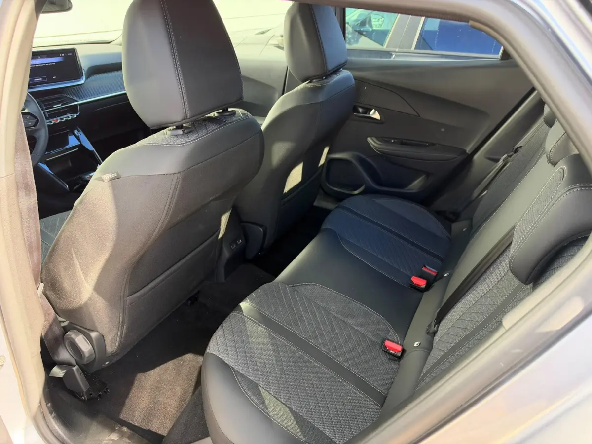1.2 Hybrid 145 Allure | Navigatie | Adaptieve Cruise Control | Camera | Apple Carplay/Android Auto