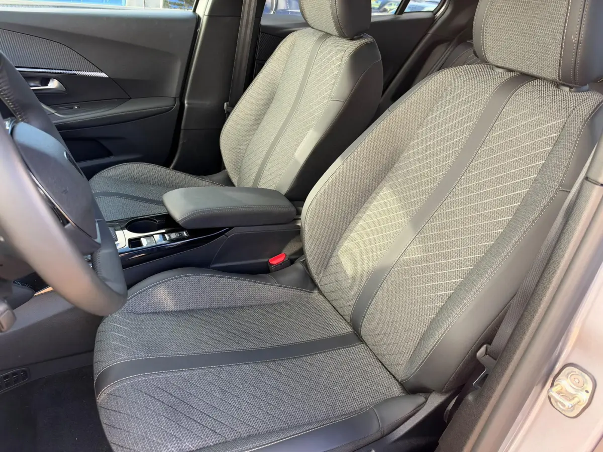 1.2 Hybrid 145 Allure | Navigatie | Adaptieve Cruise Control | Camera | Apple Carplay/Android Auto