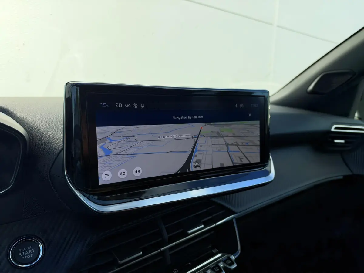 1.2 Hybrid 145 Allure | Navigatie | Adaptieve Cruise Control | Camera | Apple Carplay/Android Auto