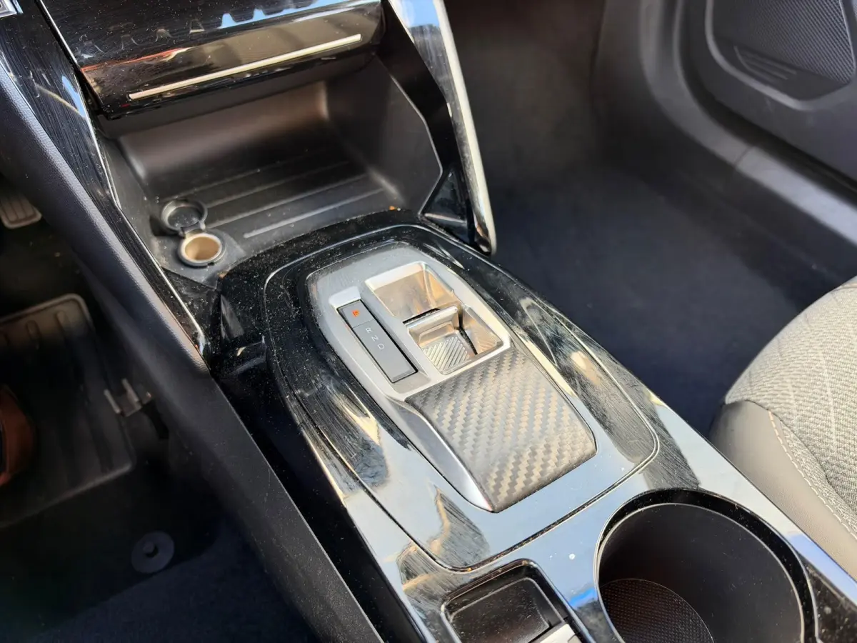 1.2 Hybrid 145 Allure | Navigatie | Adaptieve Cruise Control | Camera | Apple Carplay/Android Auto