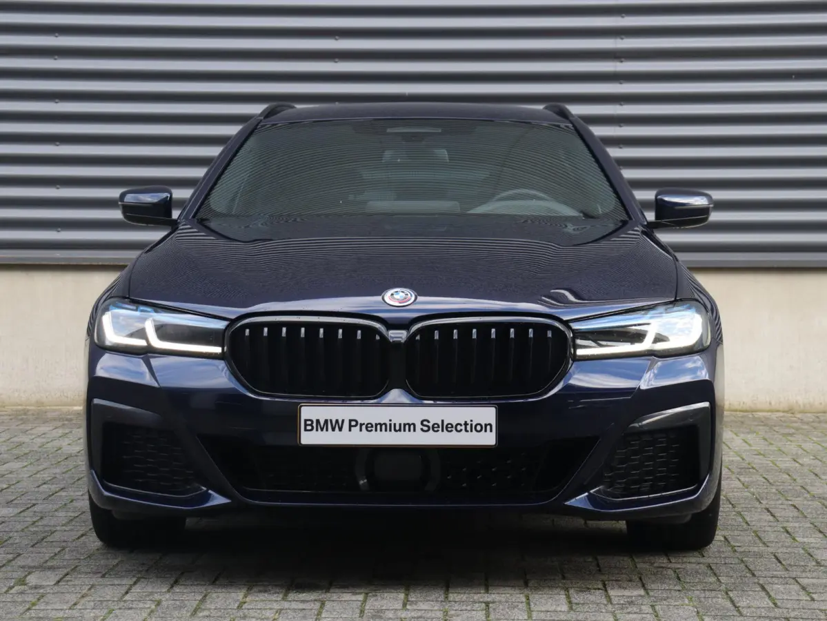 530e xDrive | M Sportpakket Pro | Head-Up | Trekhaak | Driving Assistant Prof. | Hi-Fi | Comfort Access | SoH 91% | 19'' LMV
