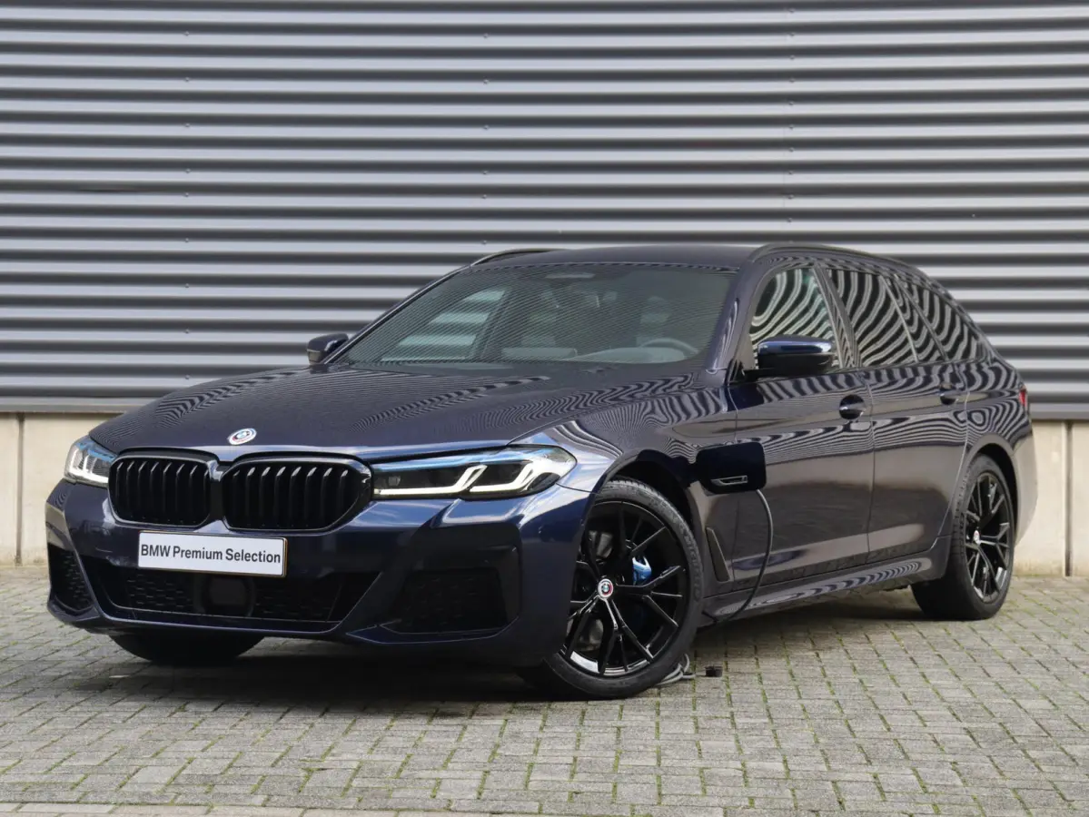 530e xDrive | M Sportpakket Pro | Head-Up | Trekhaak | Driving Assistant Prof. | Hi-Fi | Comfort Access | SoH 91% | 19'' LMV