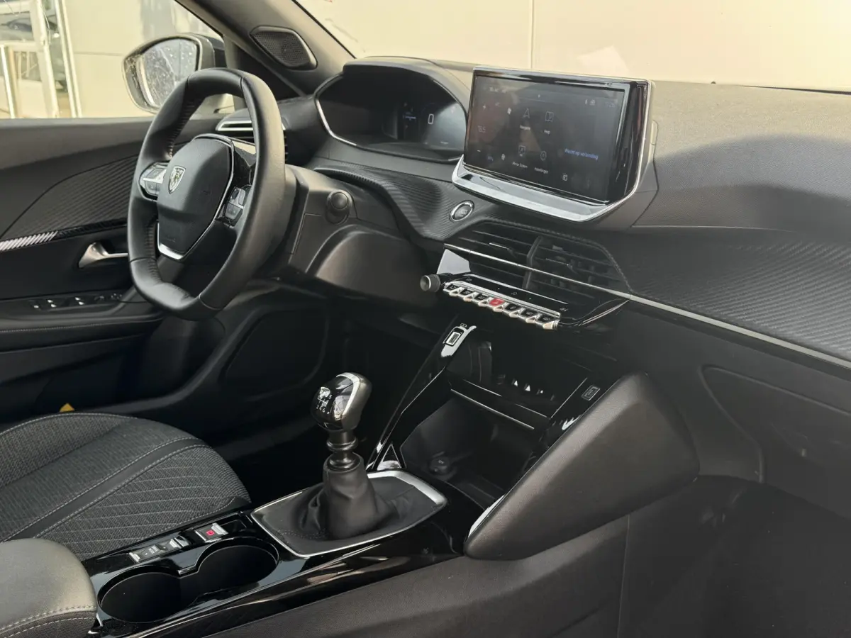 1.2 PureTech 100 Allure | Parkeerhulp | Navigatie | Cruise Control | Apple Carplay/Android Auto