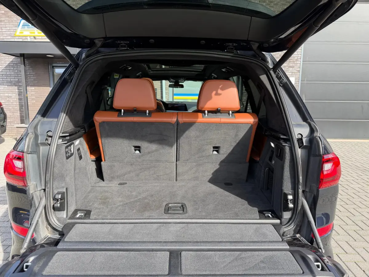 xDrive40i 6p. | 2E EIGENAAR | 3/6/12MND GARANTIE | PANO | LASER | BOWERS&WILKINS | MASSAGE | ACC | CAMERA | PARFUM | SFEER |TREKHAAK | BOMVOL |