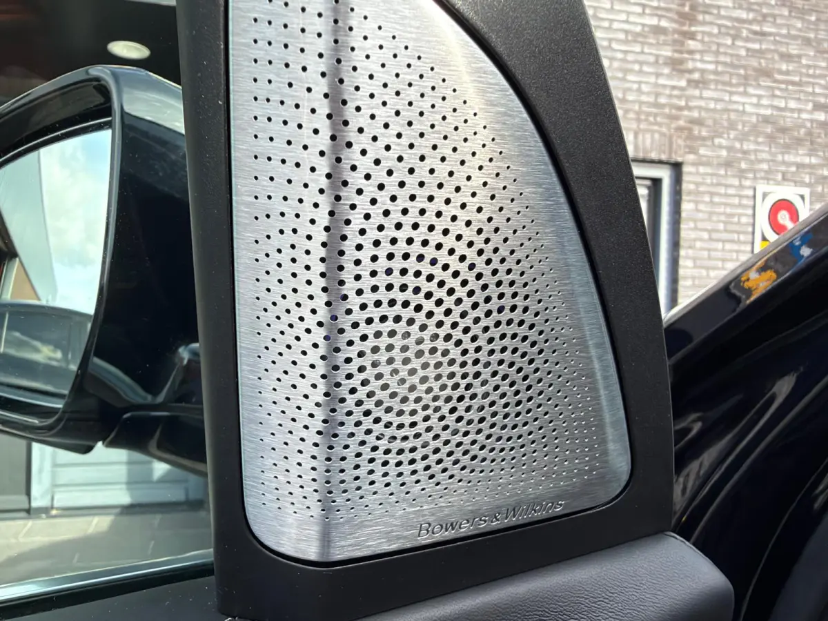 xDrive40i 6p. | 2E EIGENAAR | 3/6/12MND GARANTIE | PANO | LASER | BOWERS&WILKINS | MASSAGE | ACC | CAMERA | PARFUM | SFEER |TREKHAAK | BOMVOL |