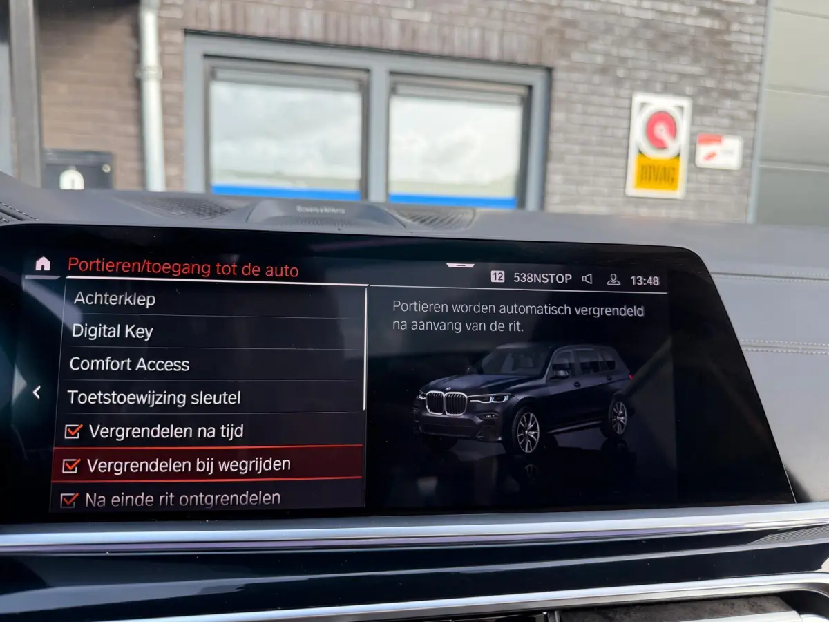 xDrive40i 6p. | 2E EIGENAAR | 3/6/12MND GARANTIE | PANO | LASER | BOWERS&WILKINS | MASSAGE | ACC | CAMERA | PARFUM | SFEER |TREKHAAK | BOMVOL |