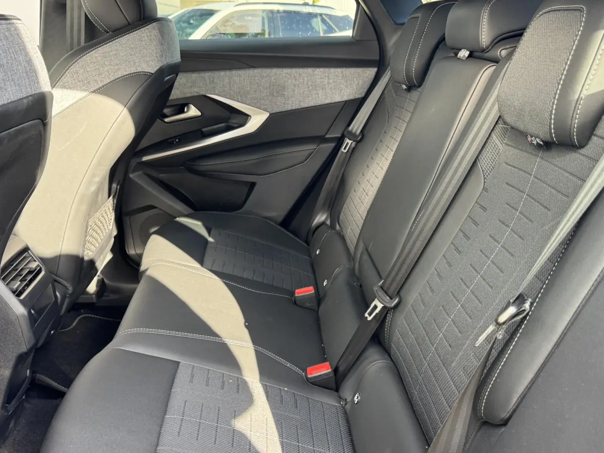 1.2 Hybrid 145 GT | Camera | Adaptieve Cruise Control | Elektrische kofferklep | Apple Carplay/Android Auto