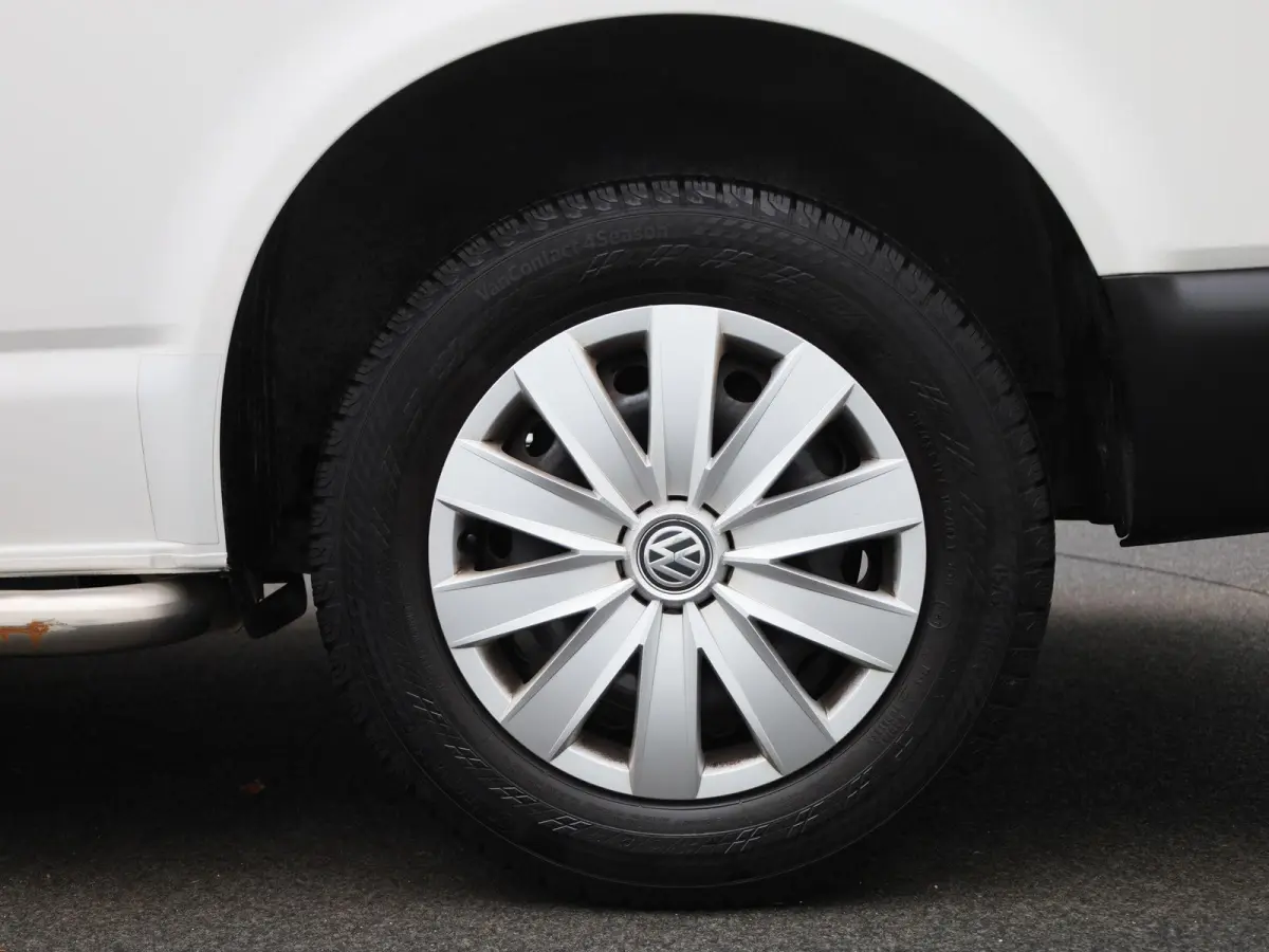 2.0 TDi 110PK | Airco | Achteruitrijcamera | DAB+ | App-Connect | Elektrisch Verstel/Verwarmbare Spiegels |