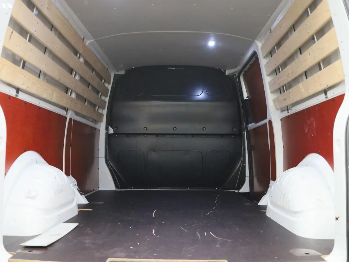 2.0 TDi 110PK | Airco | Achteruitrijcamera | DAB+ | App-Connect | Elektrisch Verstel/Verwarmbare Spiegels |
