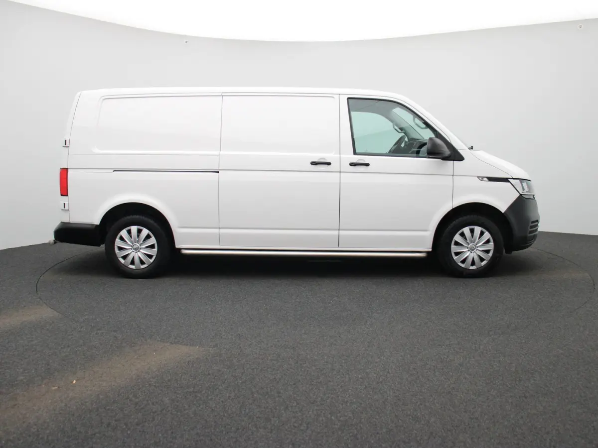 2.0 TDi 110PK | Airco | Achteruitrijcamera | DAB+ | App-Connect | Elektrisch Verstel/Verwarmbare Spiegels |
