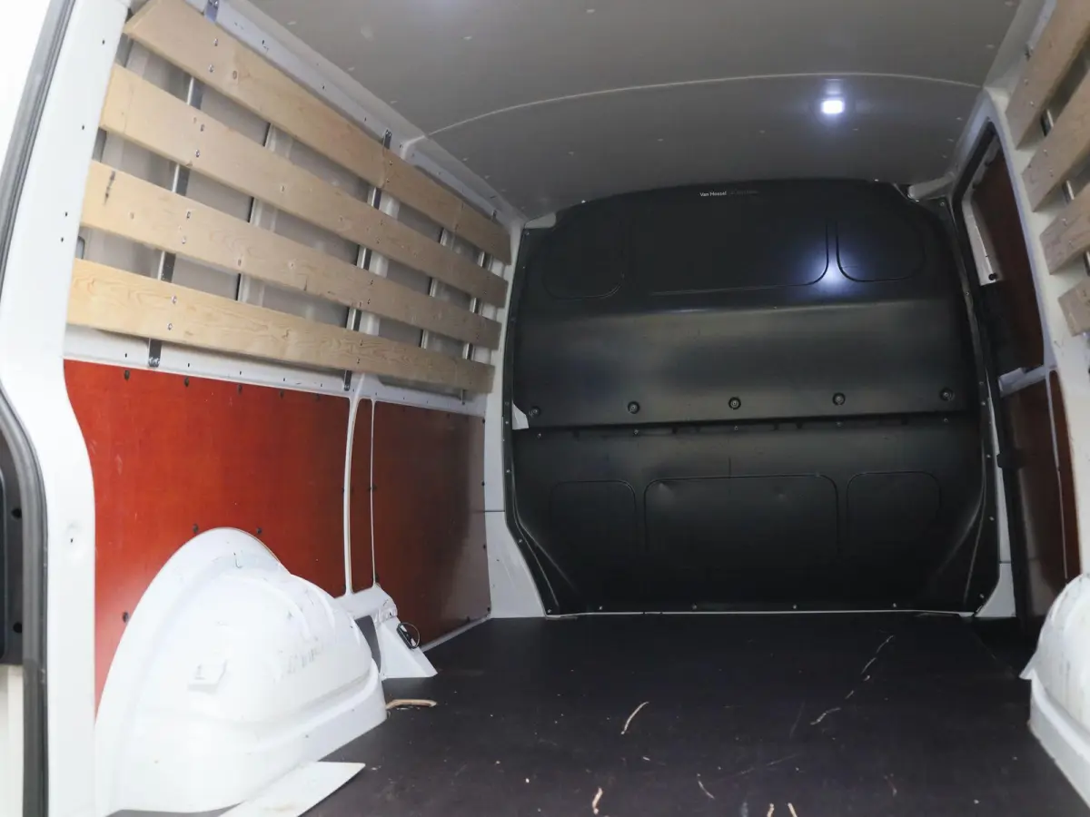 2.0 TDi 110PK | Airco | Achteruitrijcamera | DAB+ | App-Connect | Elektrisch Verstel/Verwarmbare Spiegels |