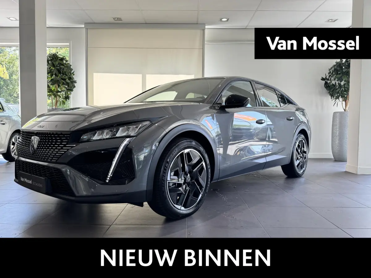 1.6 HYbrid Allure Pack 225 EAT8 | Stoel/stuurverwarming | 360 Camera | Adaptieve Cruise Control | Navigatie