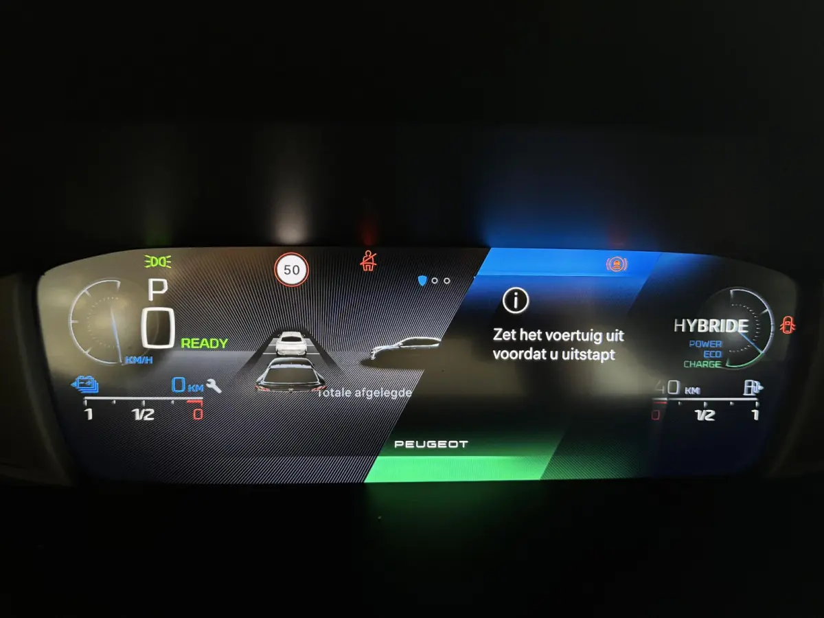 1.6 HYbrid Allure Pack 225 EAT8 | Stoel/stuurverwarming | 360 Camera | Adaptieve Cruise Control | Navigatie