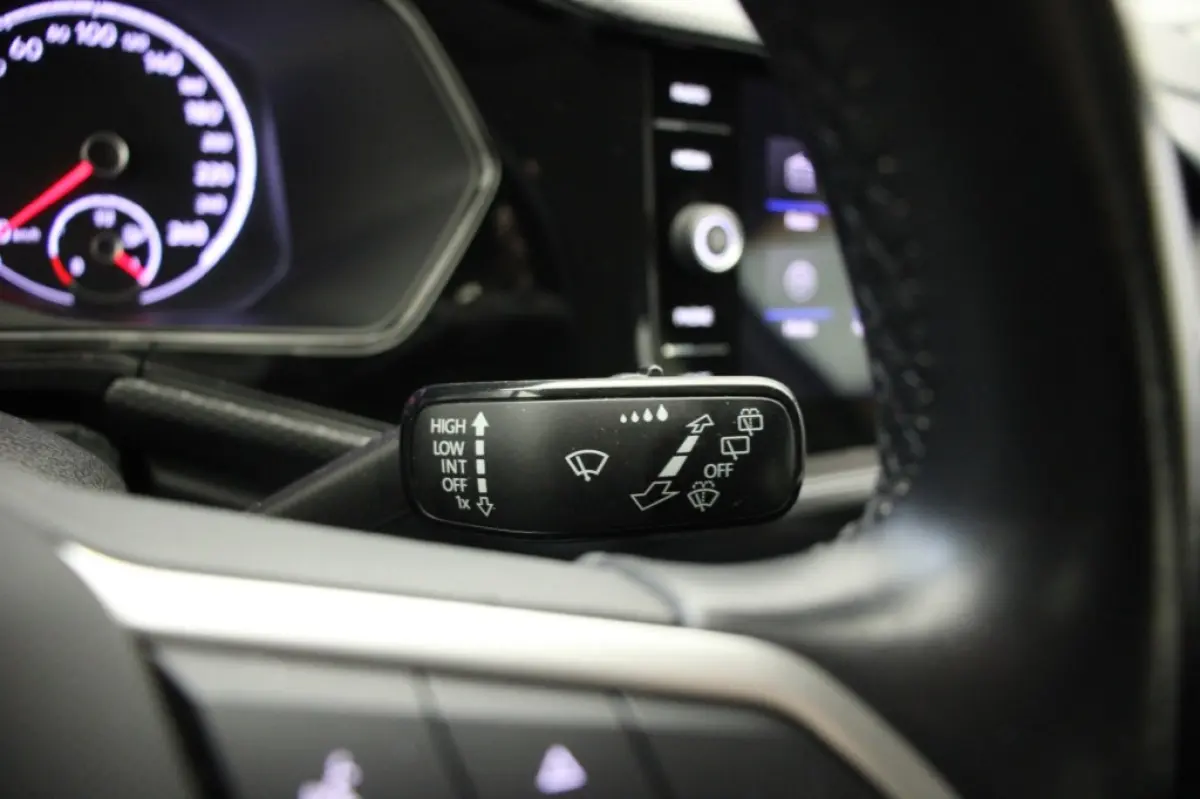 1.0 TSI Life - Carplay, Adapt. Cruise, Navi, PDC