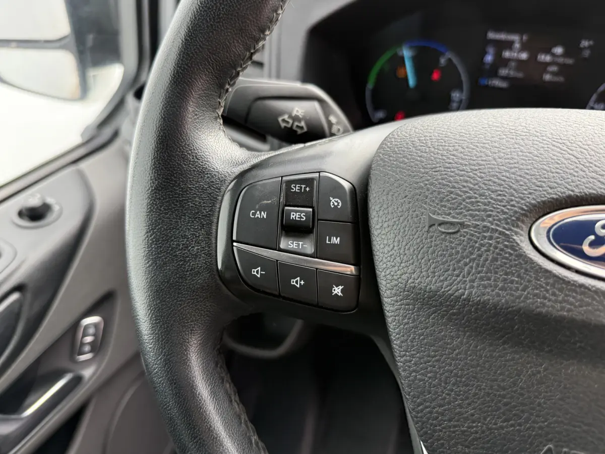 Transit Custom 340 1.0 PHEV 120PK *ELEKTRO MOTOR KAPOT*