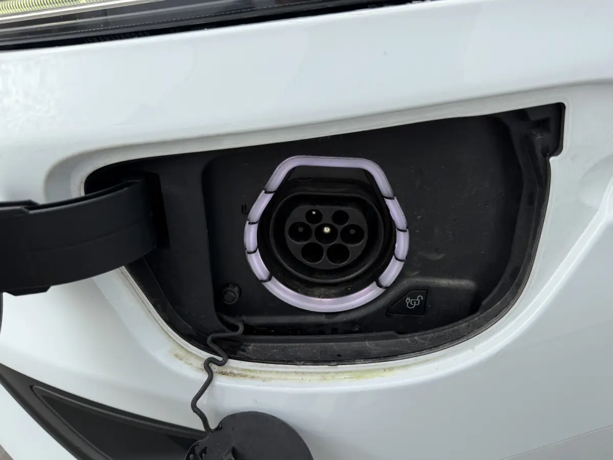 Transit Custom 340 1.0 PHEV 120PK *ELEKTRO MOTOR KAPOT*