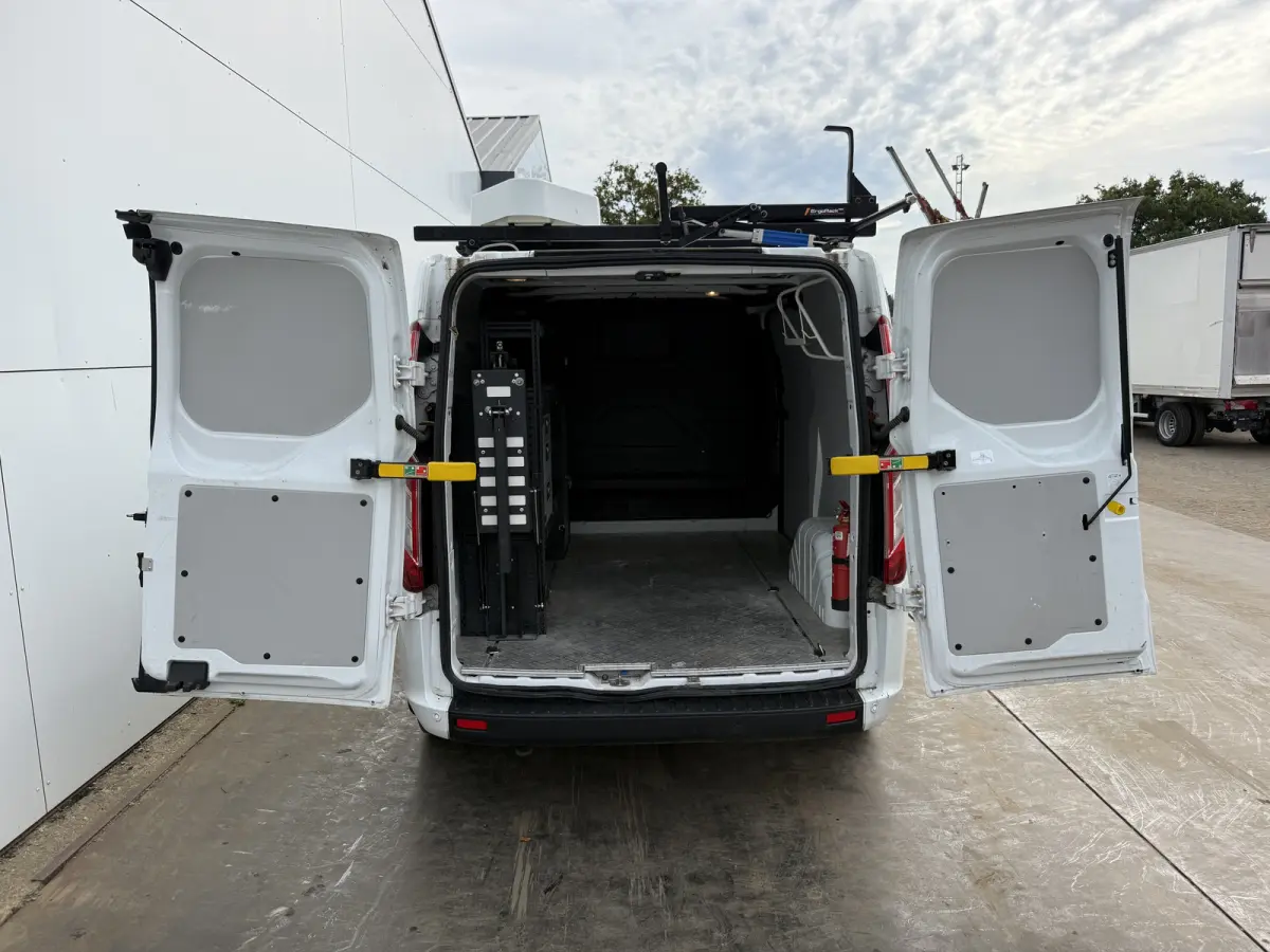 Transit Custom 340 1.0 PHEV 120PK *ELEKTRO MOTOR KAPOT*