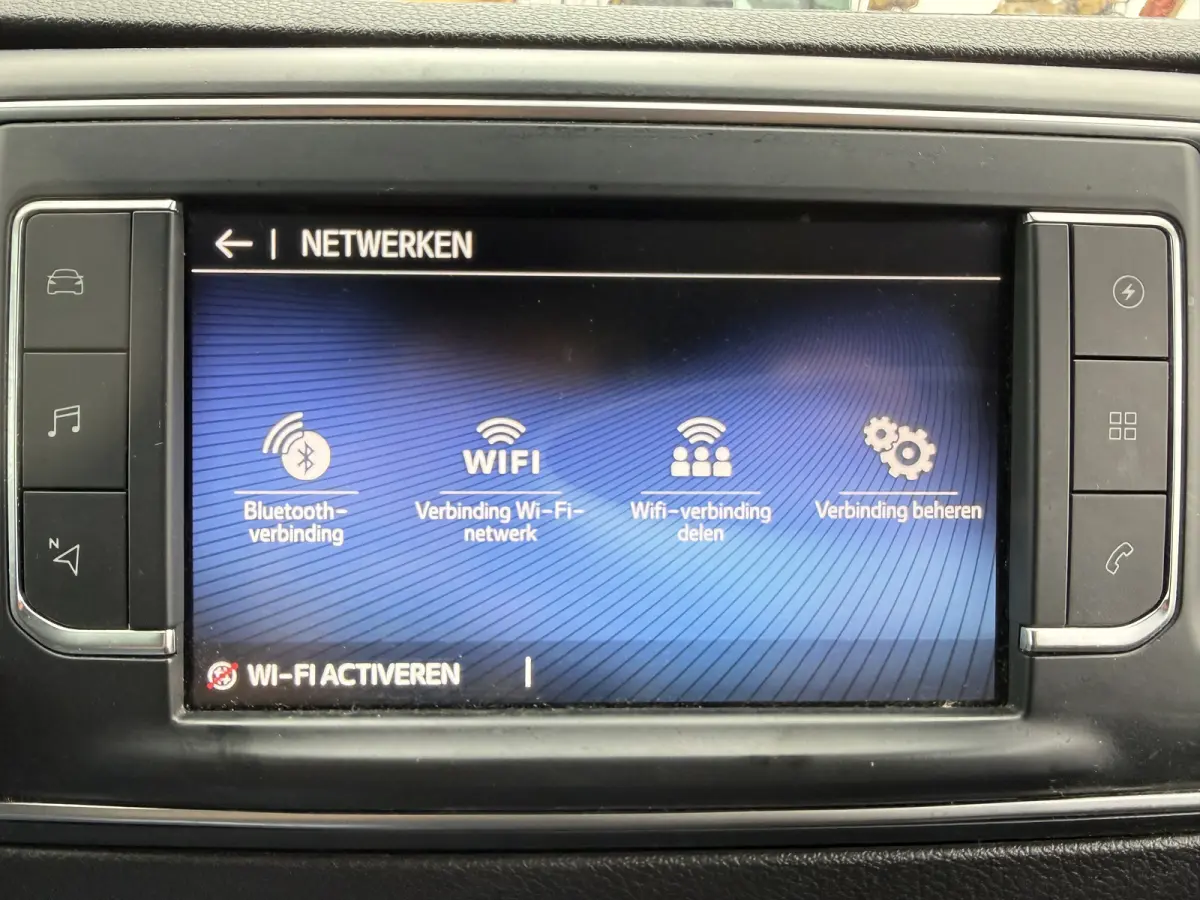 ProAce 75kWh 136PK