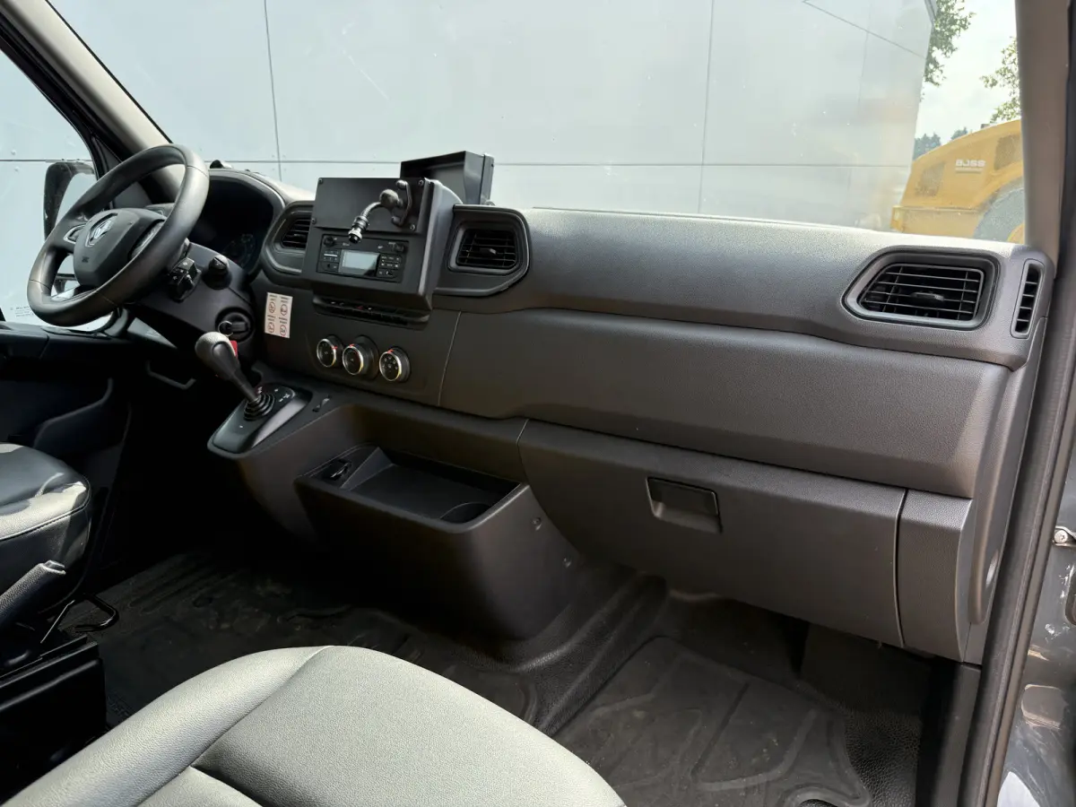 Plancher T35 2.3 DCI 150PK Automaat Bakwagen Airco Cruise Control Camera Foodtruck Meubelbak Paardenwagen